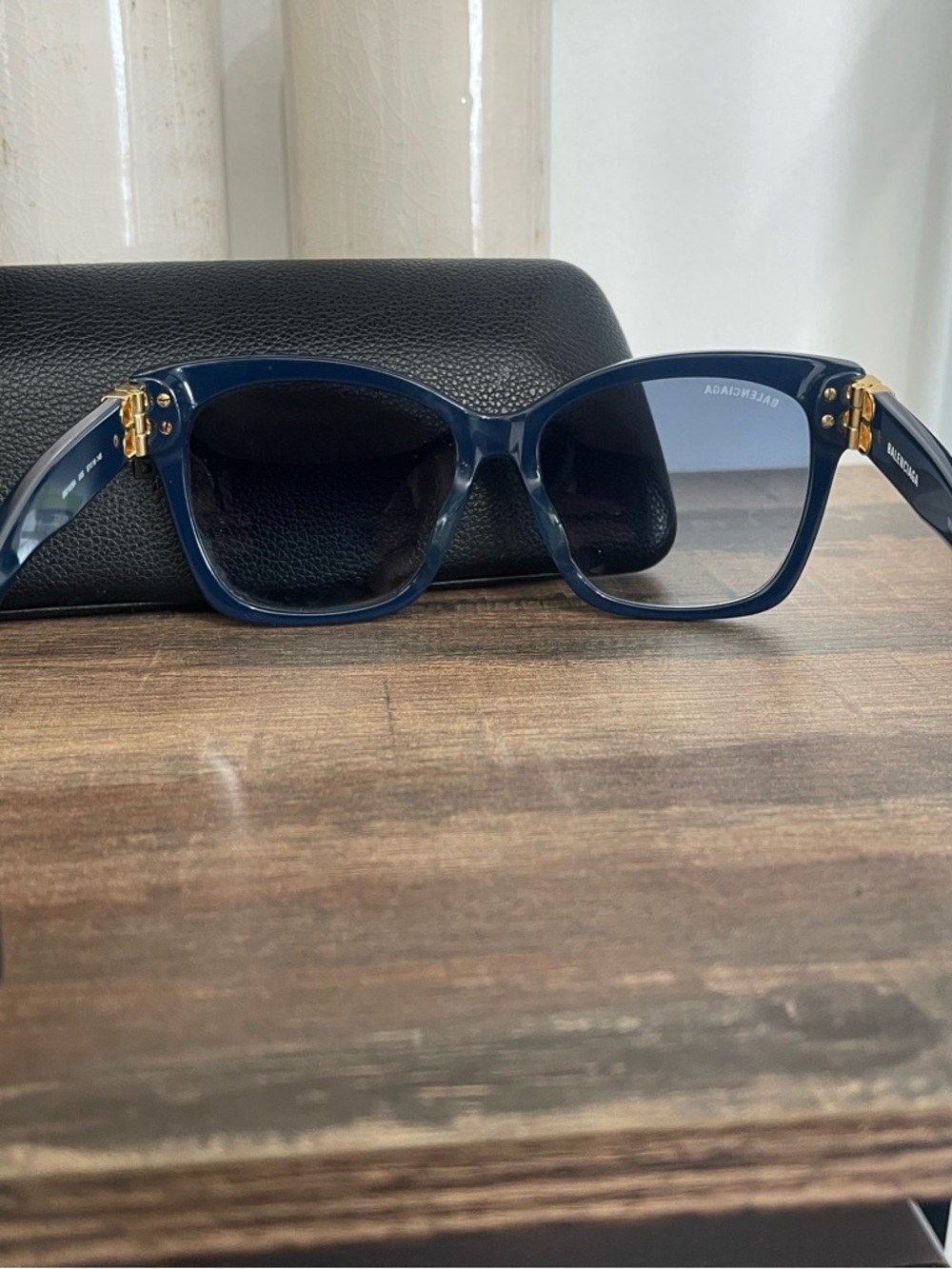 Balenciaga Sunglasses - Model BB0102SA-001 in Navy - BRAND NEW 💙 - Picture 5 of 11